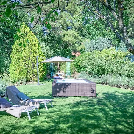 Villa Aurora *